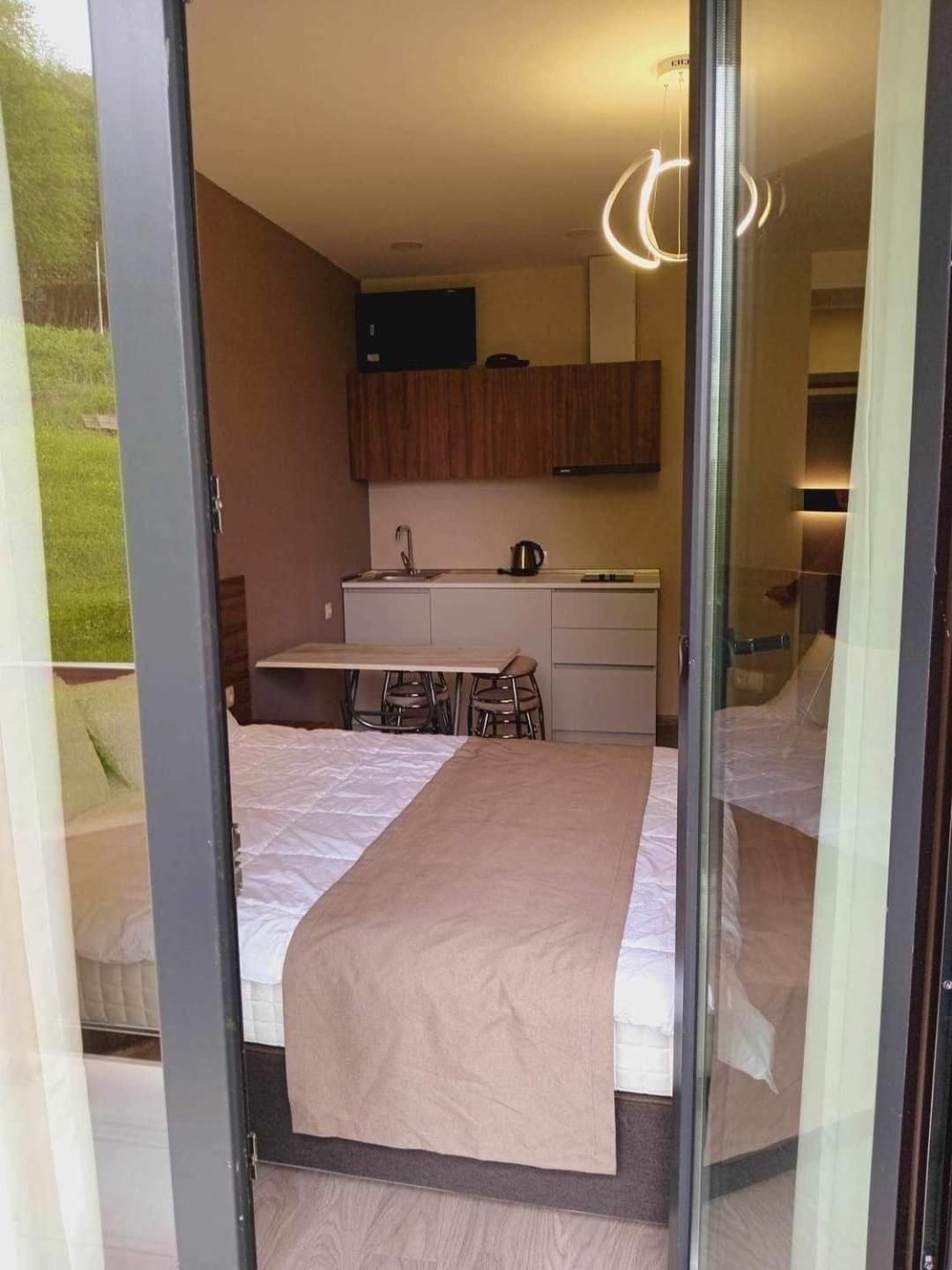 Crystal Wood 213 Daire